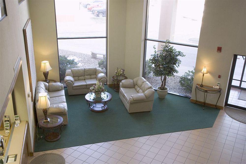 Candlewood Suites - Wichita East By Ihg Dış mekan fotoğraf